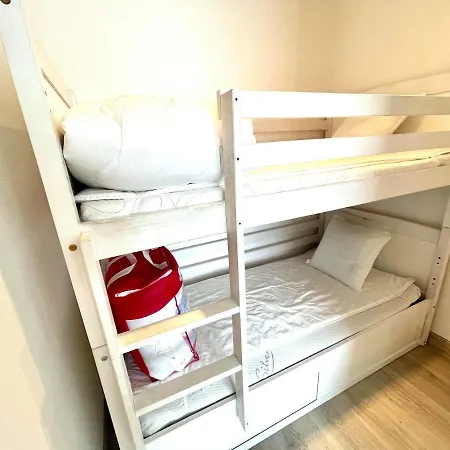 Climatise La Nouvelle A 50 M De La Plage Apartment Port-la-Nouvelle